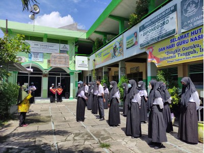 Upacara Pelepasan Praktik Kerja Lapangan (PKL)